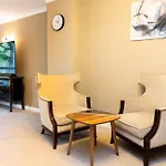 Centrally Located 5Br Flat Wparking, Maida Vale