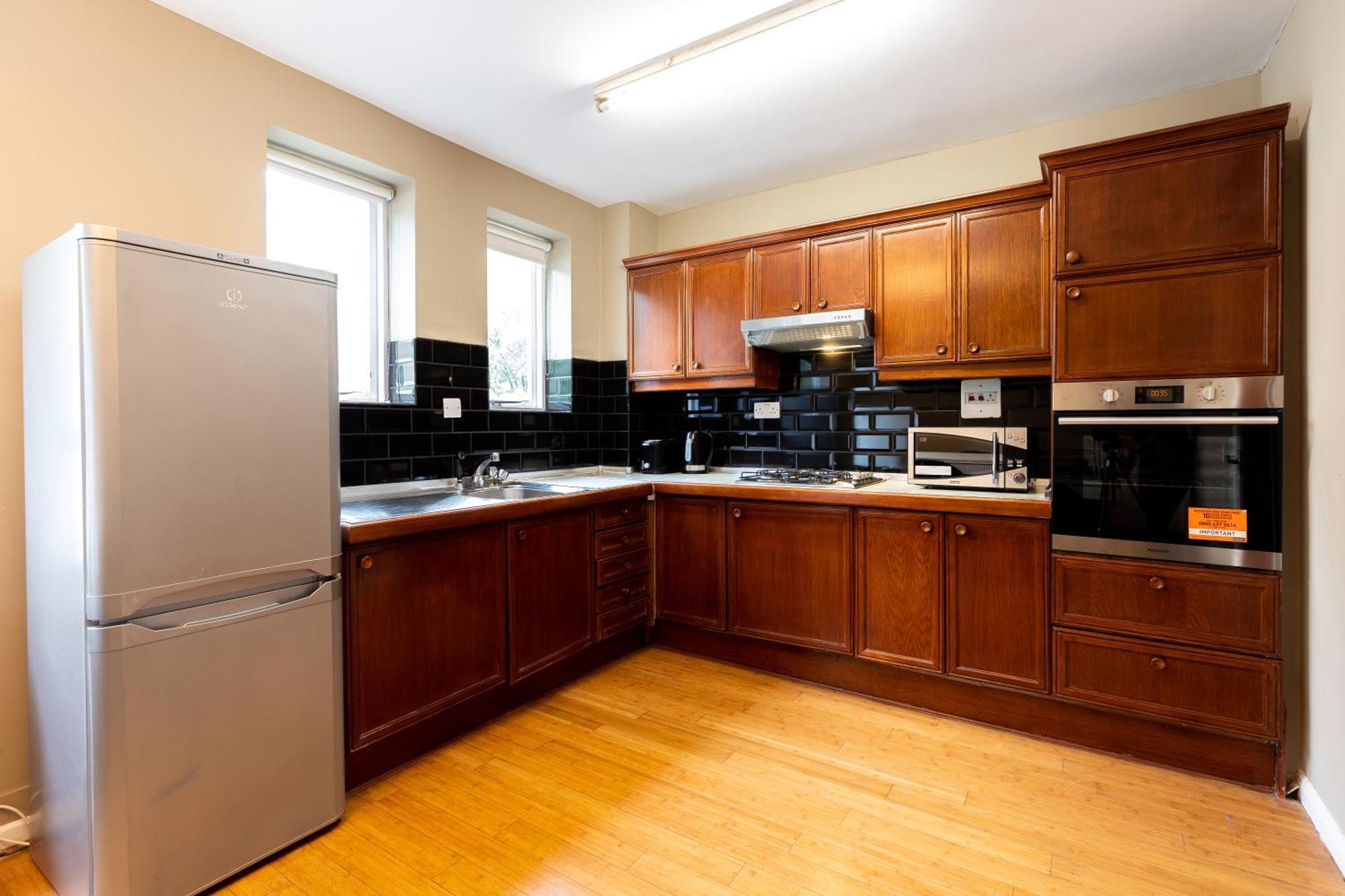 Centrally Located 5br Flat Wparking, Maida Vale Casa vacanze *